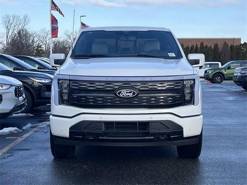 2025 Ford F-150 Lightning Platinum