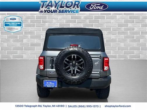 2023 Ford Bronco Base
