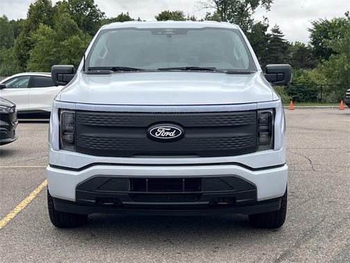 2025 Ford F-150 Lightning XLT