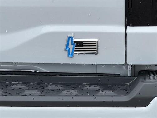 2025 Ford F-150 Lightning XLT