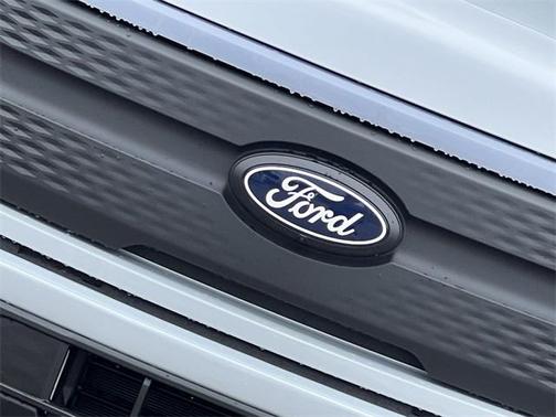 2025 Ford F-150 Lightning XLT