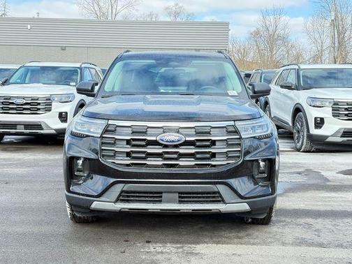 Agate Black Metallic 2026 Ford Explorer Active