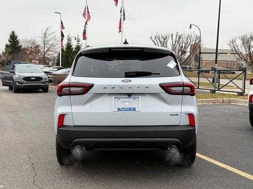 2026 Ford Escape ST-Line Select