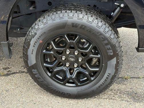 Agate Black Metallic 2024 Ford F-150 XLT