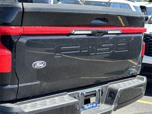 2025 Ford F-150 Lightning Platinum