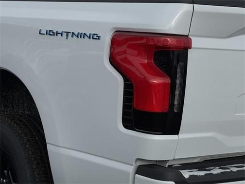 2025 Ford F-150 Lightning XLT