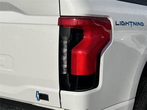 2025 Ford F-150 Lightning XLT