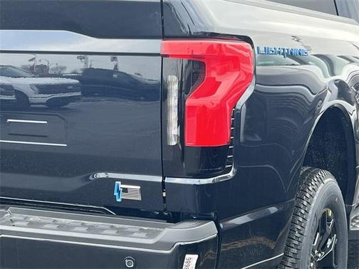 2025 Ford F-150 Lightning XLT