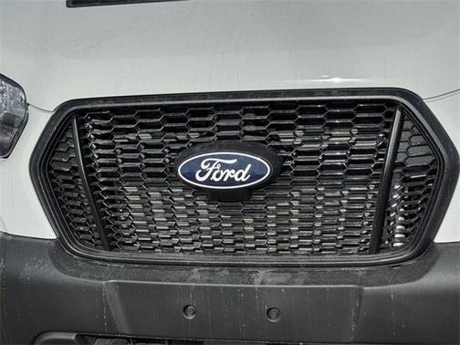 2026 Ford Transit-250 148 WB Medium Roof Cargo