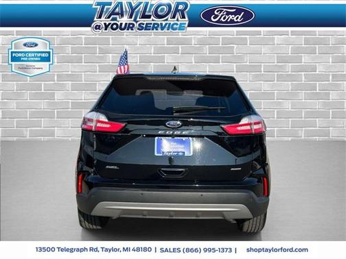 2022 Ford Edge SEL
