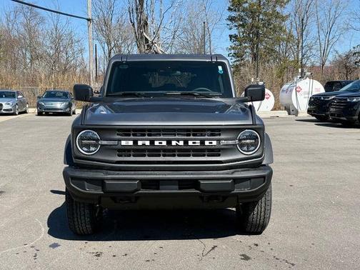 Carbonized Gray Metallic 2026 Ford Bronco Big Bend