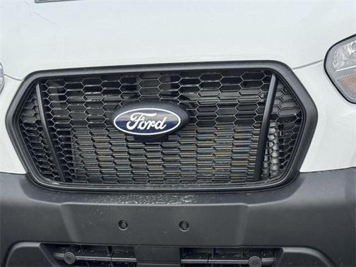 2026 Ford Transit-250 148 WB Medium Roof Cargo