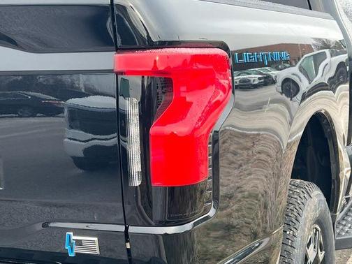 2025 Ford F-150 Lightning XLT