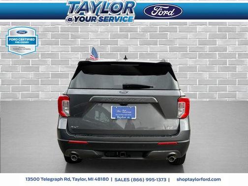 Carbonized Gray Metallic 2023 Ford Explorer XLT