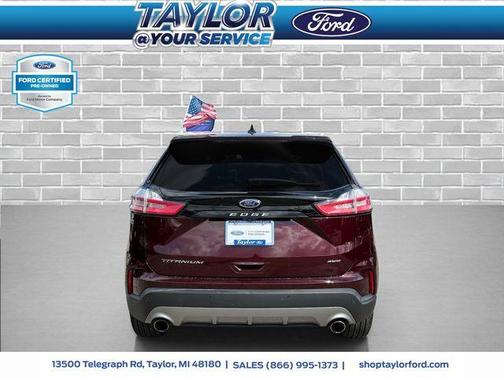 Burgundy Velvet Metallic Tinted Clearcoat 2022 Ford Edge Titanium