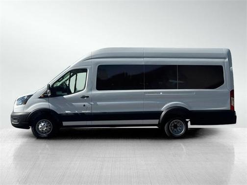 2025 Ford Transit-350 XL