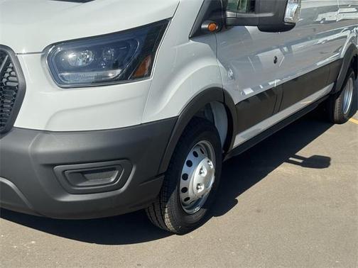 2025 Ford Transit-350 XL