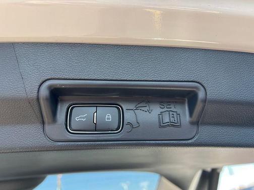 Star White 2026 Ford Explorer Active