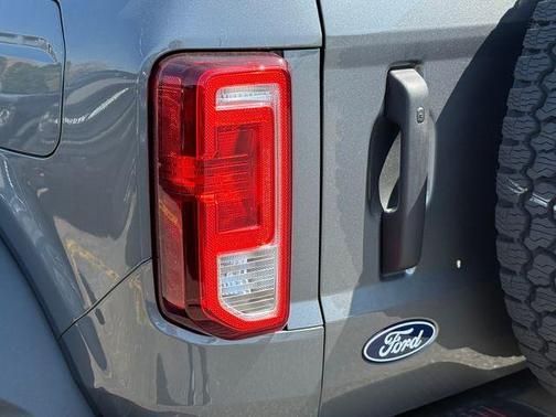 Carbonized Gray Metallic 2026 Ford Bronco Big Bend