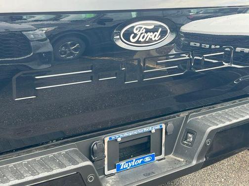 Agate Black Metallic 2026 Ford F-150 XLT