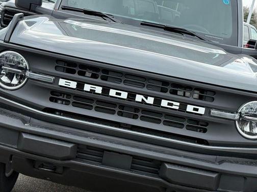 Carbonized Gray Metallic 2026 Ford Bronco Big Bend