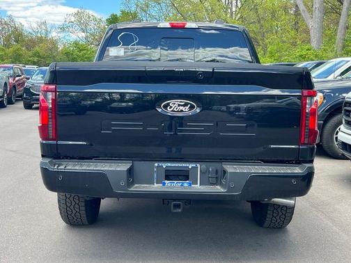 Agate Black Metallic 2026 Ford F-150 XLT