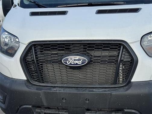 2026 Ford Transit-250 148 WB Medium Roof Cargo