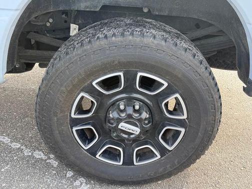 2025 Ford F-350 Platinum