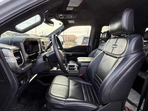 2025 Ford F-350 Platinum