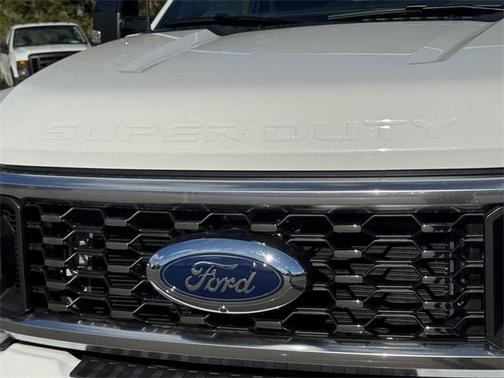 2026 Ford F-450 Platinum