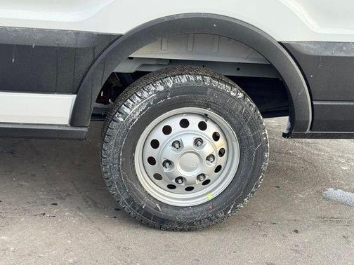 2026 Ford Transit-250 148 WB Medium Roof Cargo