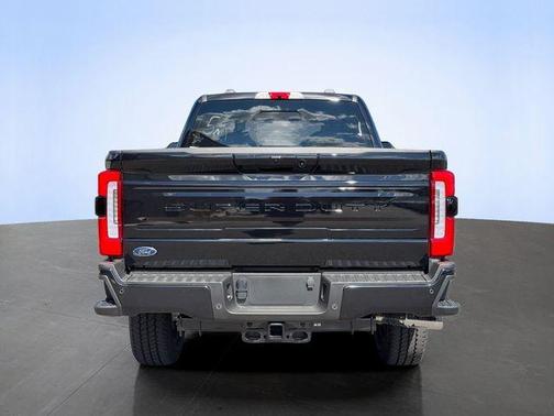 Agate Black Metallic 2026 Ford F-250 Platinum