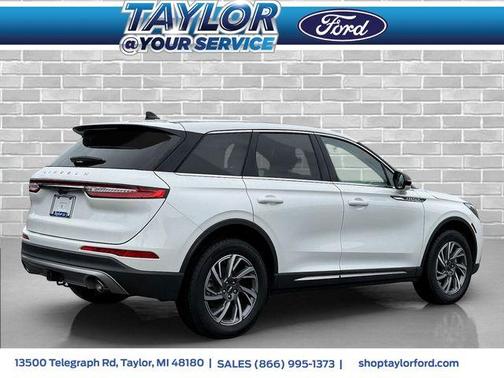 2023 Lincoln Corsair Standard