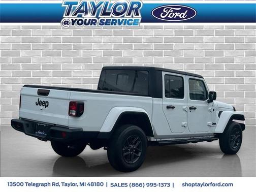 2024 Jeep Gladiator Sport