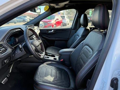 Star White 2023 Ford Escape ST-Line Elite