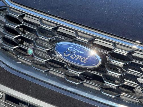 Agate Black Metallic 2026 Ford Escape ST-Line Select