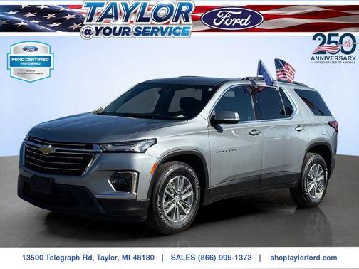 Sterling Gray Metallic 2023 Chevrolet Traverse LT Leather