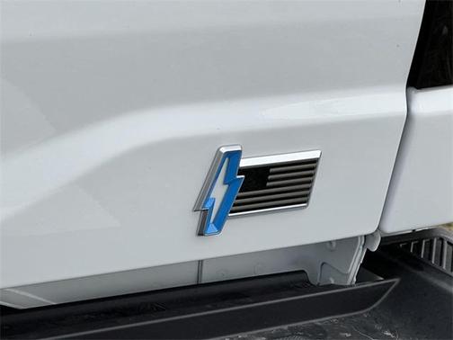 2025 Ford F-150 Lightning XLT