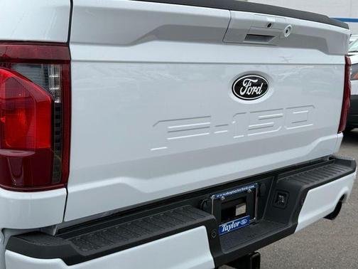 Oxford White 2026 Ford F-150 XLT
