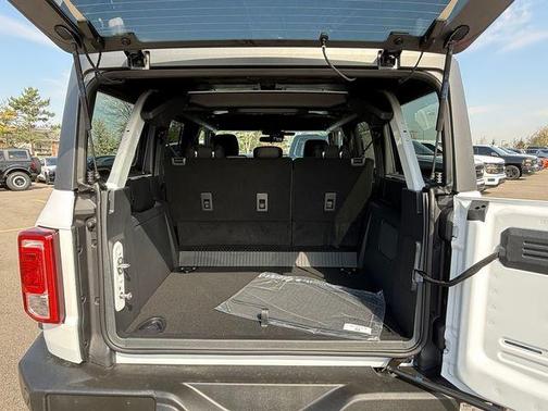 Oxford White 2026 Ford Bronco Big Bend