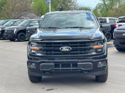 Agate Black Metallic 2026 Ford F-150 XLT