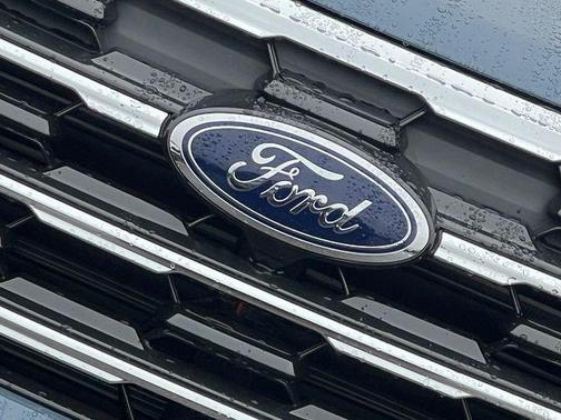 Vapor Blue Metallic 2026 Ford Explorer Active