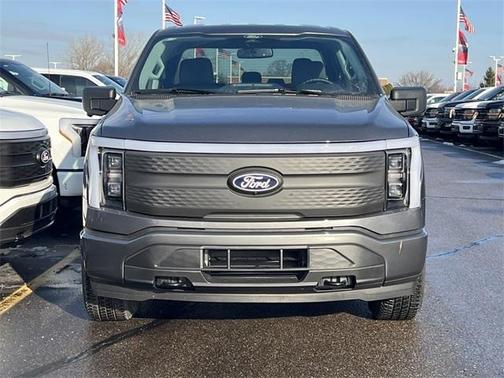 2025 Ford F-150 Lightning XLT
