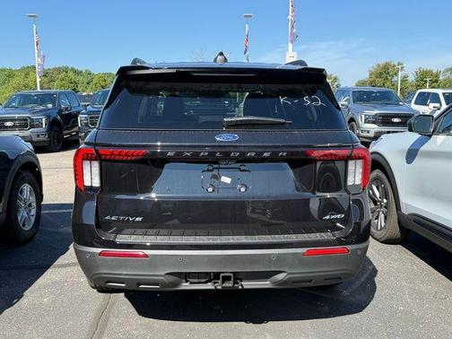 Agate Black Metallic 2026 Ford Explorer Active