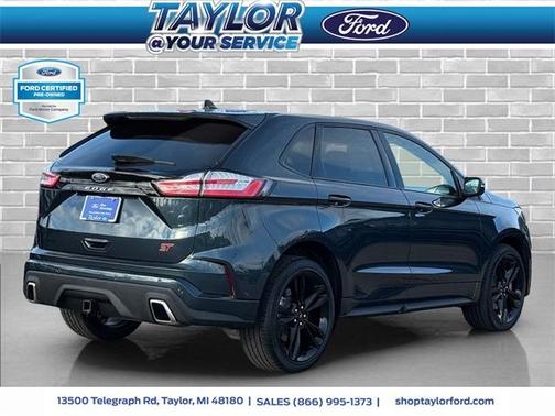 2022 Ford Edge ST
