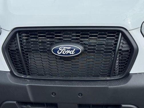 Oxford White 2026 Ford Transit-250 Base