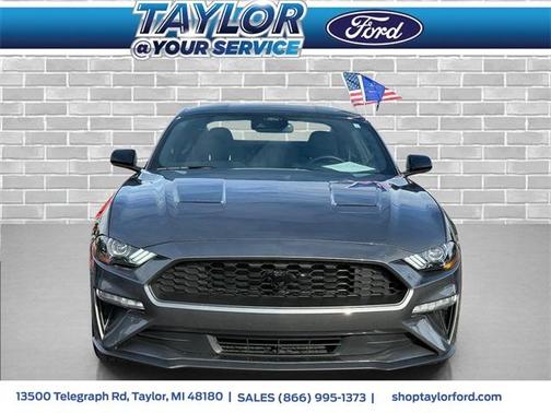 2022 Ford Mustang EcoBoost