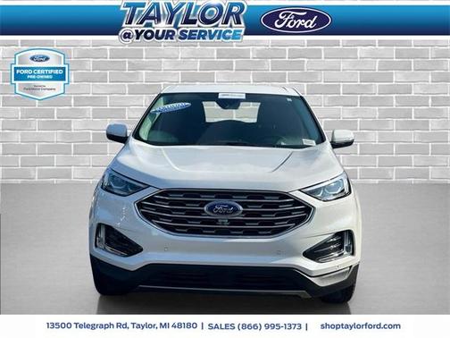 2022 Ford Edge Titanium