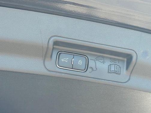 Agate Black Metallic 2026 Ford Explorer Active