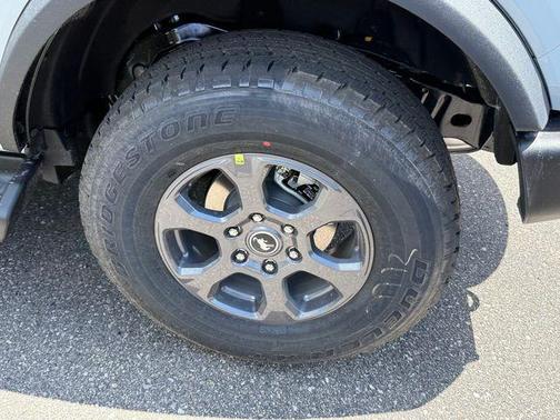 Avalanche Gray 2026 Ford Bronco Big Bend